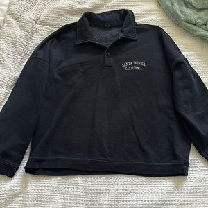 Brandy Melville pullover